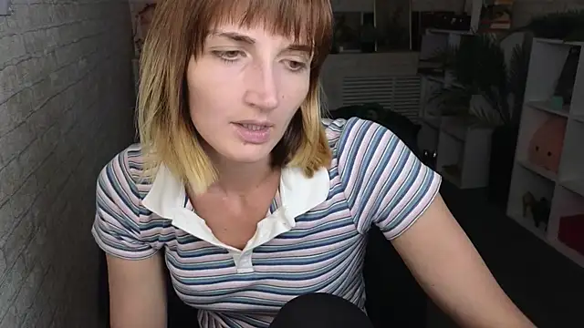 Nika Kitten online show from June 9, 7:09 am