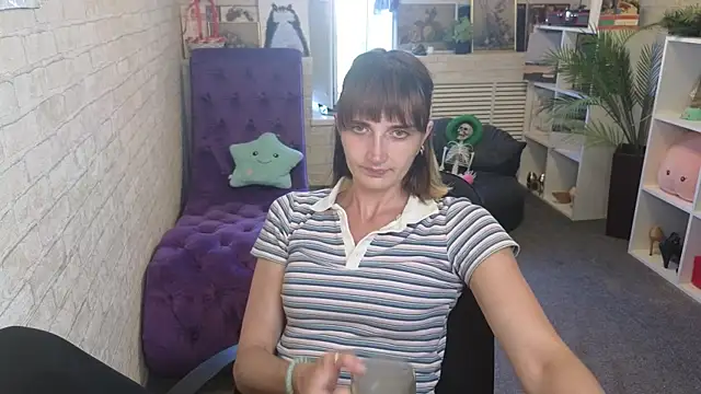Nika Kitten online show from June 11, 7:39 am