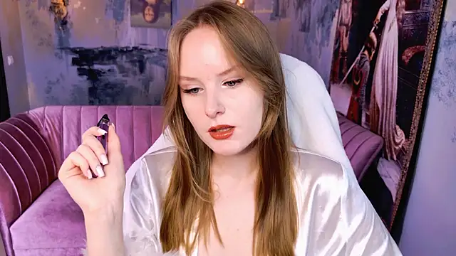 VivienLeeigh online show from May 8, 5:24 am