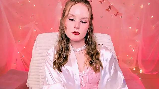 VivienLeeigh online show from May 11, 4:04 pm