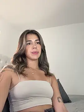 Eli818 online show from February 8, 2:04 am