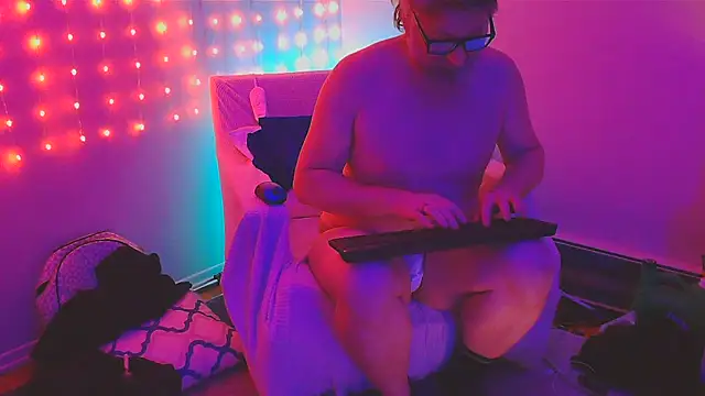 onlym4m online show from February 12, 2:45 am