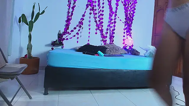 Snapshot of miwa_cute chatting on March 7, 7:49 pm miwa cute online show from March 7, 7:49 pm