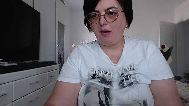 Amandamuller1982 online show from March 5, 12:12 pm