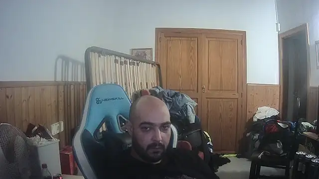 Snapshot of chicomallorca96 chatting on October 13, 10:37 am chicomallorca96 online show from October 13, 10:37 am