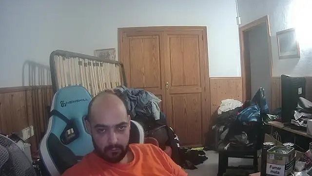 Snapshot of chicomallorca96 chatting on October 19, 2:07 pm chicomallorca96 online show from October 19, 2:07 pm