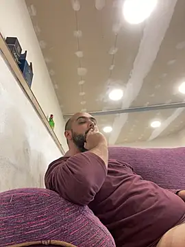 Snapshot of chicomallorca96 chatting on April 6, 3:57 pm chicomallorca96 online show from April 6, 3:57 pm