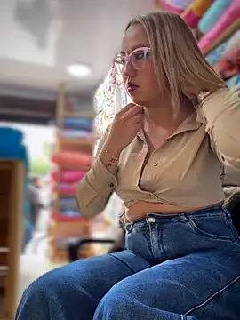 VIOLETA-25  online show from July 1, 3:56 pm