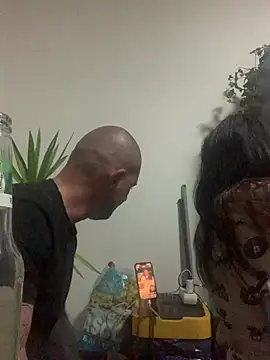 zra andre online show from March 4, 12:05 am