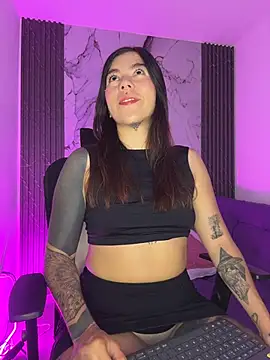 luccianagreyy online show from July 15, 11:26 am