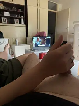 jessieandjames29 online show from July 8, 4:33 pm