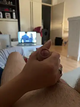 jessieandjames29 online show from July 14, 5:40 pm