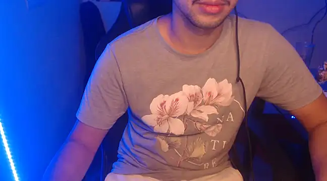 anjonoturno1 online show from December 15, 10:15 pm