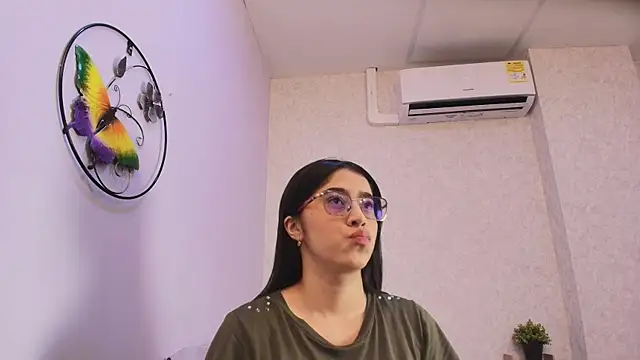 Amy wats0n online show from February 9, 7:07 pm