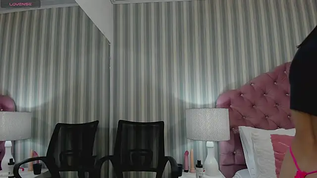 Snapshot of HazelMoret chatting on March 6, 11:58 am HazelMoret online show from March 6, 11:58 am