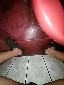 Snapshot of HardDick2 chatting on November 30, 11:20 pm HardDick2 online show from November 30, 11:20 pm