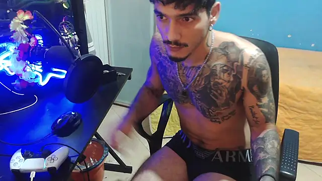 Badboyi1997 online show from October 21, 4:24 am