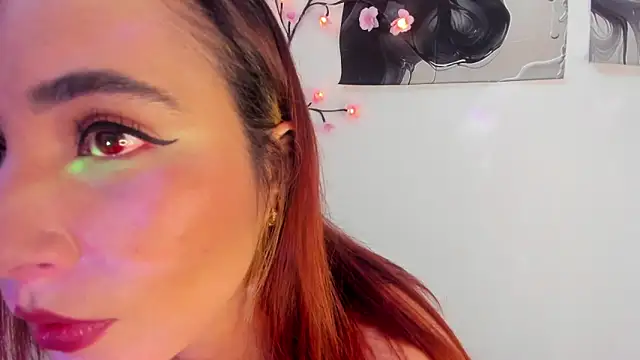 Hanna Clark  online show from June 11, 7:34 pm