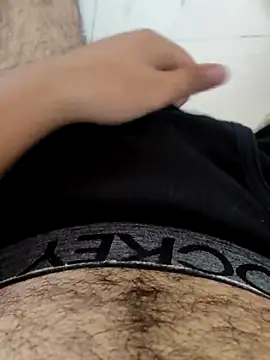 themostnaughtiestguyy online show from March 25, 7:36 am