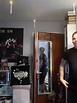 ArcanceTheo82 online show from December 10, 3:33 pm