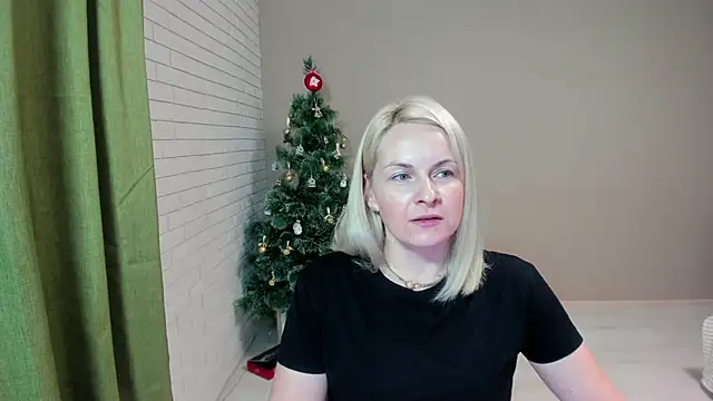 Alicee Gracee online show from January 18, 7:26 pm