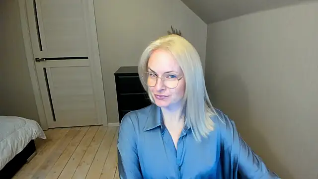 Alicee Gracee online show from March 21, 6:18 pm