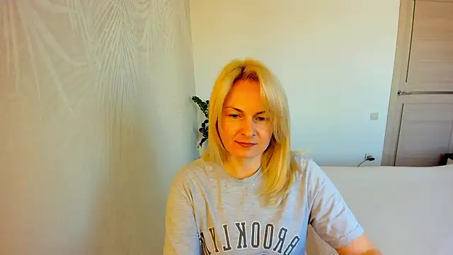 Alicee Gracee online show from March 22, 10:07 am