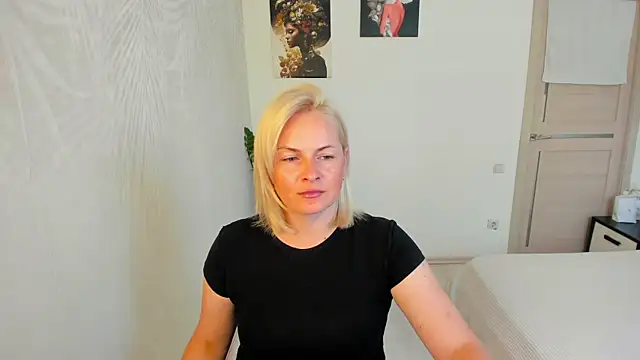 Snapshot of Alicee_Gracee chatting on July 12, 9:33 am Alicee Gracee online show from July 12, 9:33 am