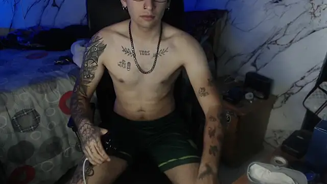 Snapshot of Dereck_Dickson chatting on April 8, 5:07 am Dereck Dickson online show from April 8, 5:07 am