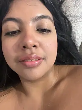 nicole fisherr online show from April 11, 7:02 am