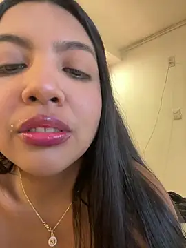 Snapshot of nicole_fisherr chatting on July 29, 10:19 pm nicole fisherr online show from July 29, 10:19 pm