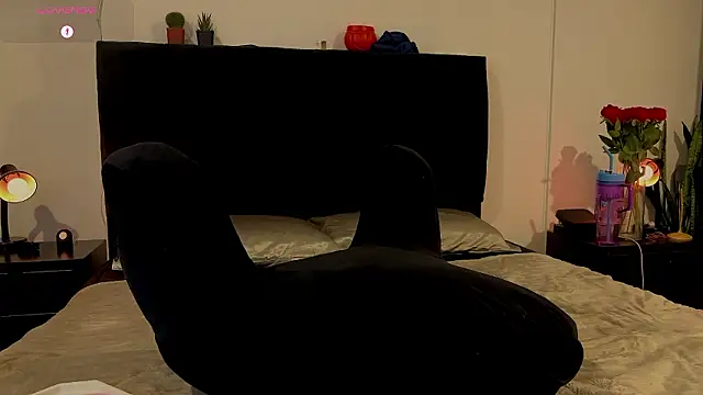 whitesemma online show from March 5, 1:23 am