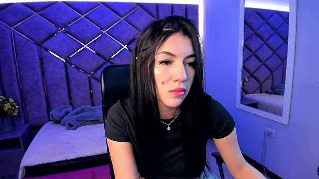 Poly Sasha  online show from June 9, 3:51 am