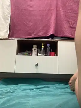 abyusif101099 online show from March 30, 7:31 am