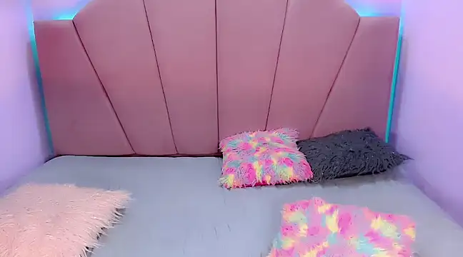 Jadeyourqueen online show from December 14, 12:55 pm