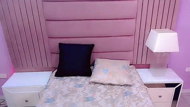 SexyValeriaa online show from January 10, 3:37 pm