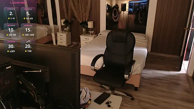 Sam mansson66 online show from November 26, 1:23 pm