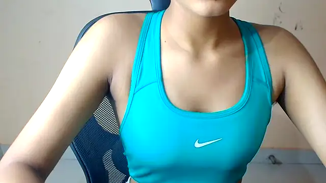 Snapshot of Chandani-Love chatting on July 7, 9:35 am Chandani-Love online show from July 7, 9:35 am