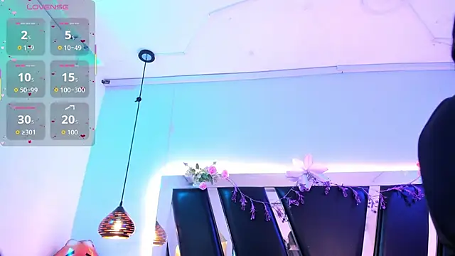 antonelllepiercee online show from February 24, 11:30 am