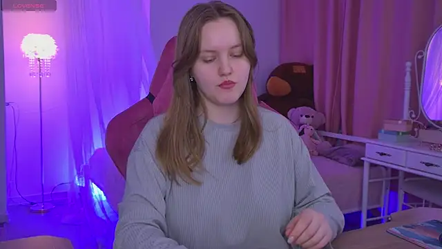 KellyPoter online show from April 19, 9:19 am