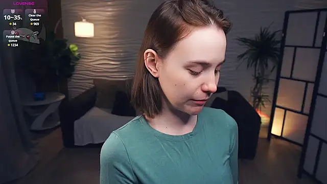 Snapshot of EditaBumford chatting on March 18, 8:14 am EditaBumford online show from March 18, 8:14 am