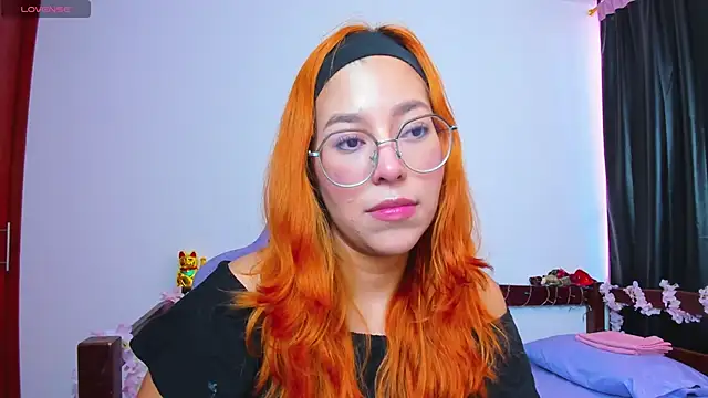  Moon Johnson online show from March 15, 9:43 pm