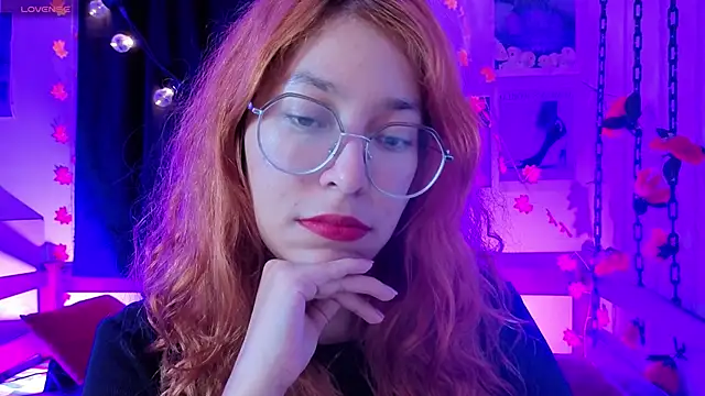  Moon Johnson online show from May 15, 10:50 pm