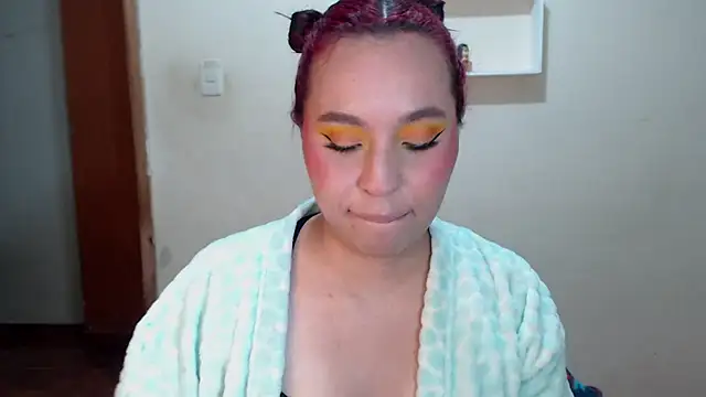 annie3 online show from January 1, 1:26 am