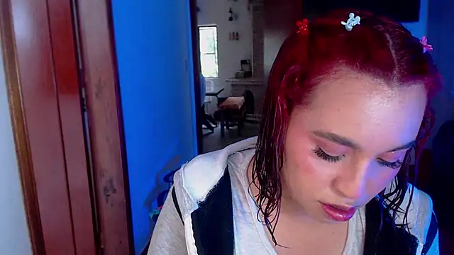 annie3 online show from February 11, 9:56 pm