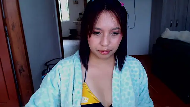 annie3 online show from February 28, 10:06 pm