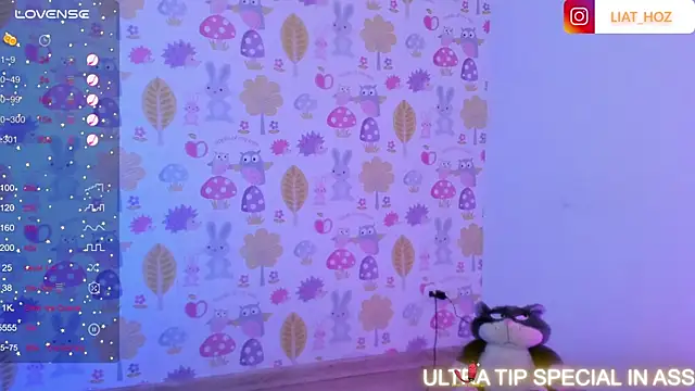 Snapshot of Sexy_adara_1b chatting on November 25, 5:18 am Sexy adara 1b online show from November 25, 5:18 am