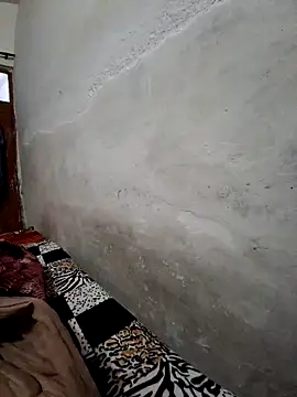 Snapshot of menakshiiikaur chatting on December 25, 1:30 pm menakshiiikaur online show from December 25, 1:30 pm