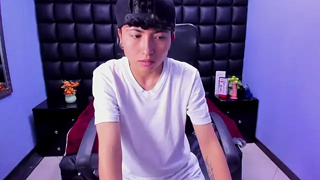 Im Mathias online show from October 4, 9:13 pm