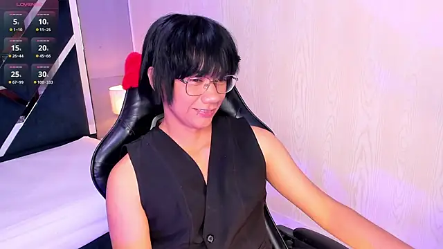 Eriol  online show from April 19, 6:10 pm